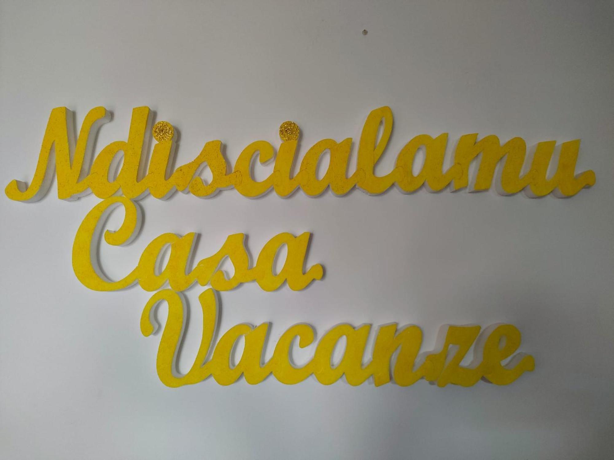 Ndiscialamu Casa Vacanze Palmi Exterior foto